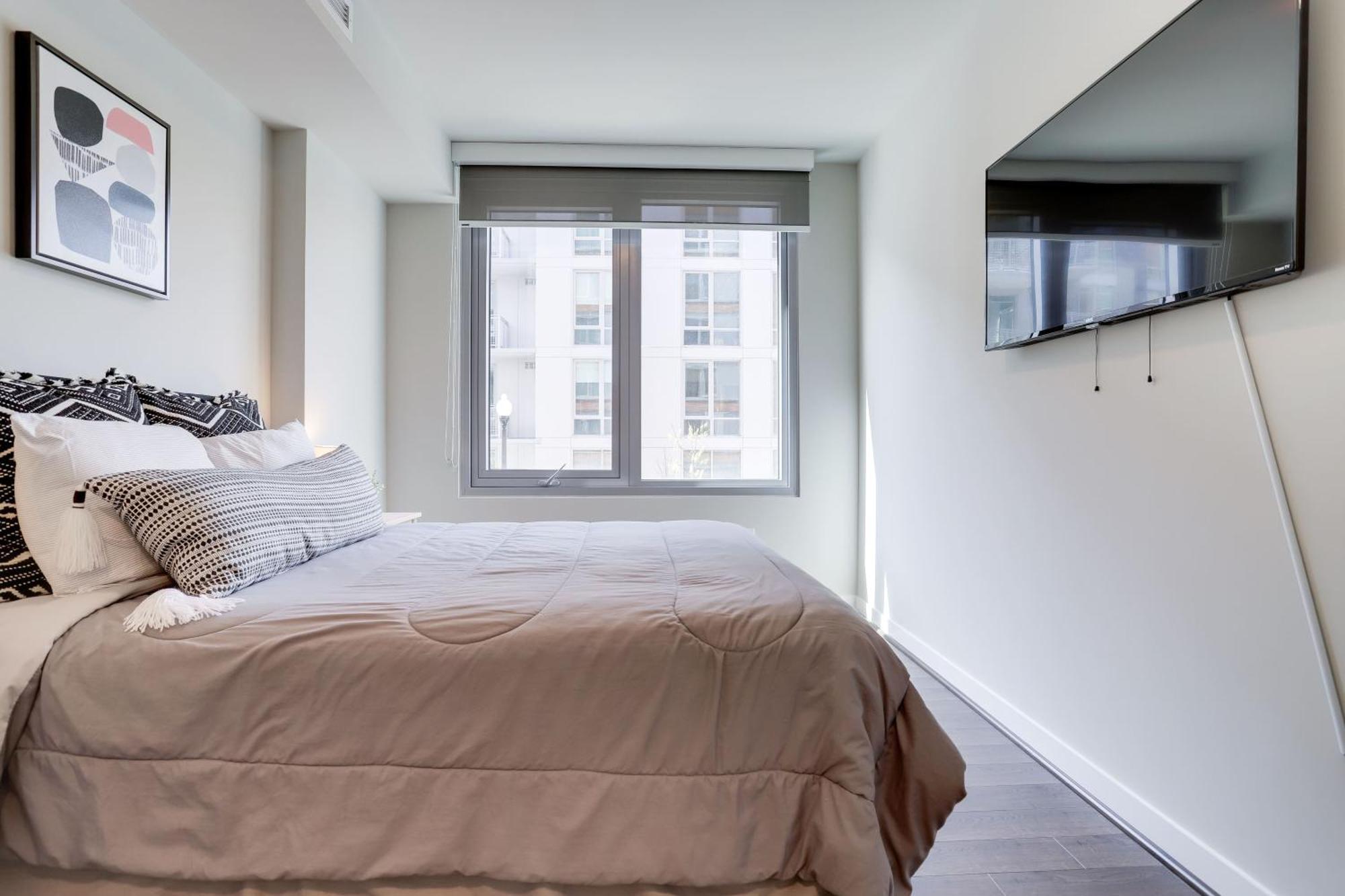 Apartment Stylish At Clarendon With Rooftop Views