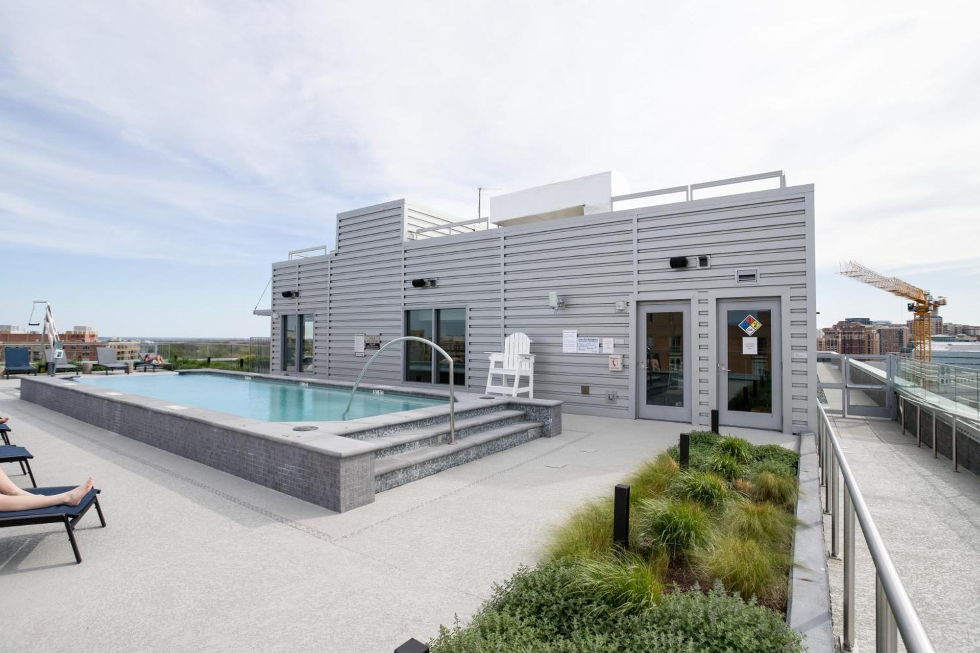 Appartement Stylish At Clarendon With Rooftop Views *